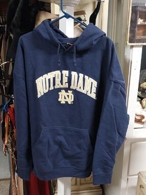 Notre Dame Men's Navy Blue Pullover Hoodie